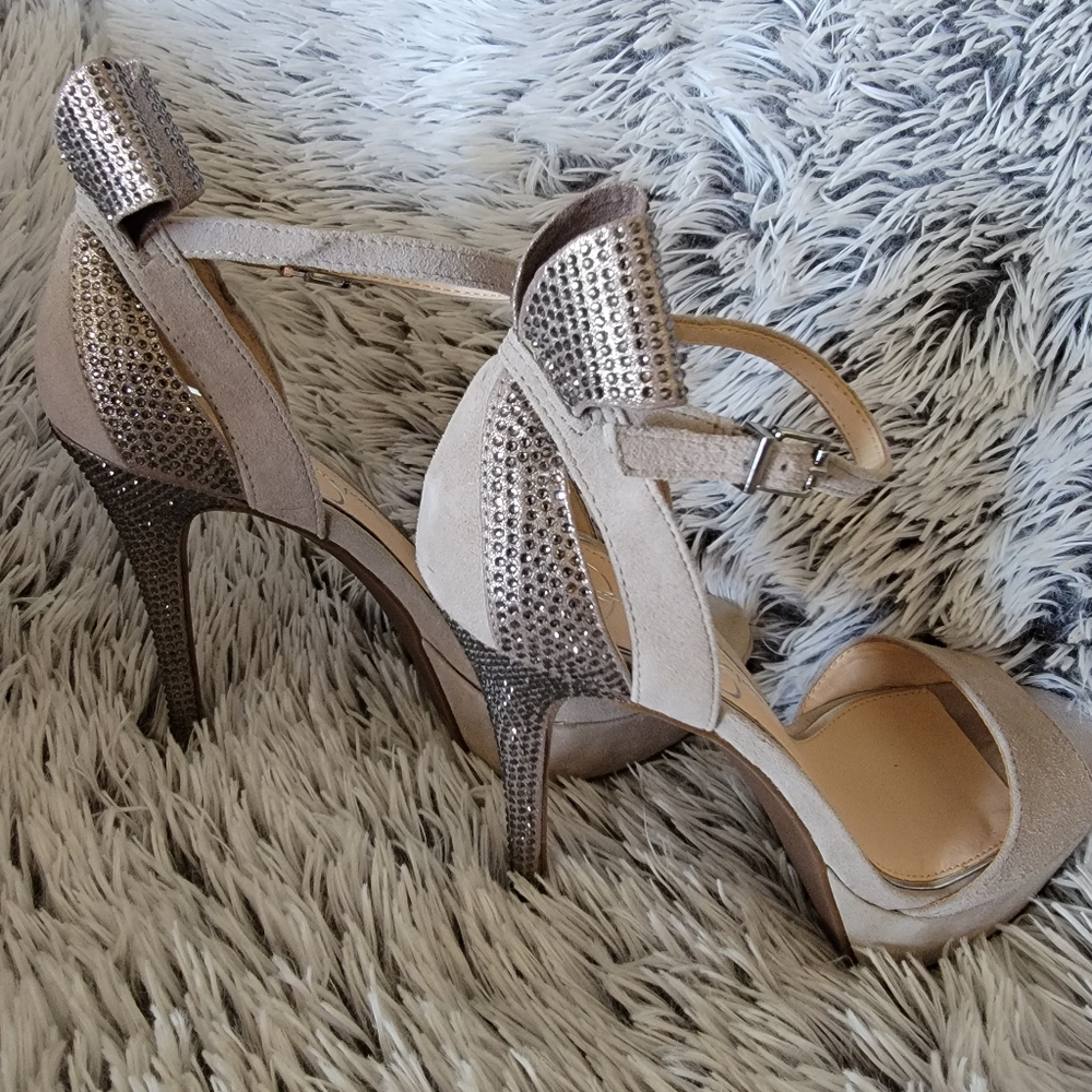 Jessica Simpson heels